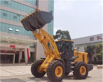 4WD Tsheb Laij Teb Loader Ntawm Cov Khoom